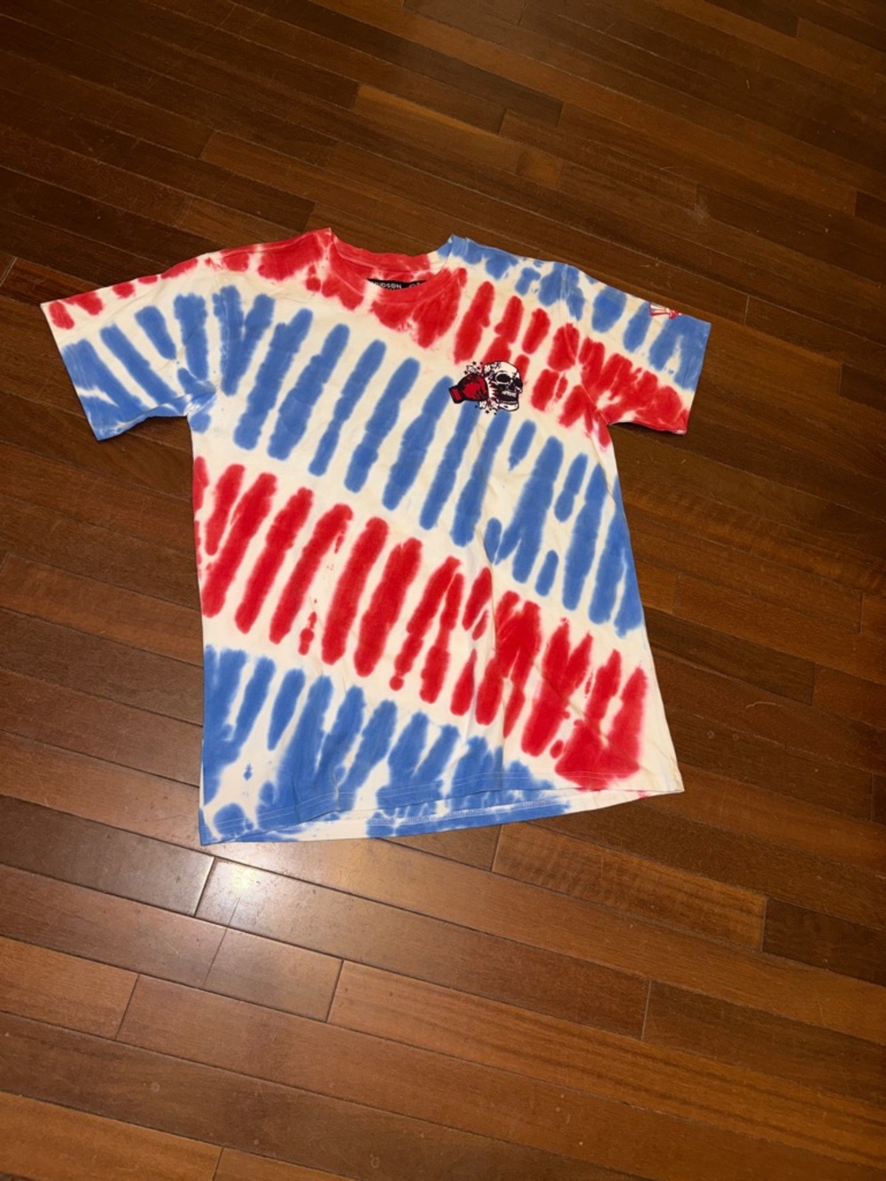 Hudson Jeans Red, Blue & White Tie-Dye Short Sleeve Tee